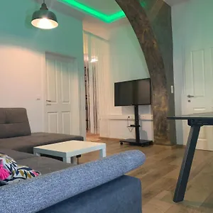  Apartman Royal