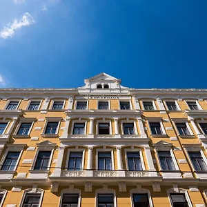 2* Ξενοδοχείο Lehrerhaus