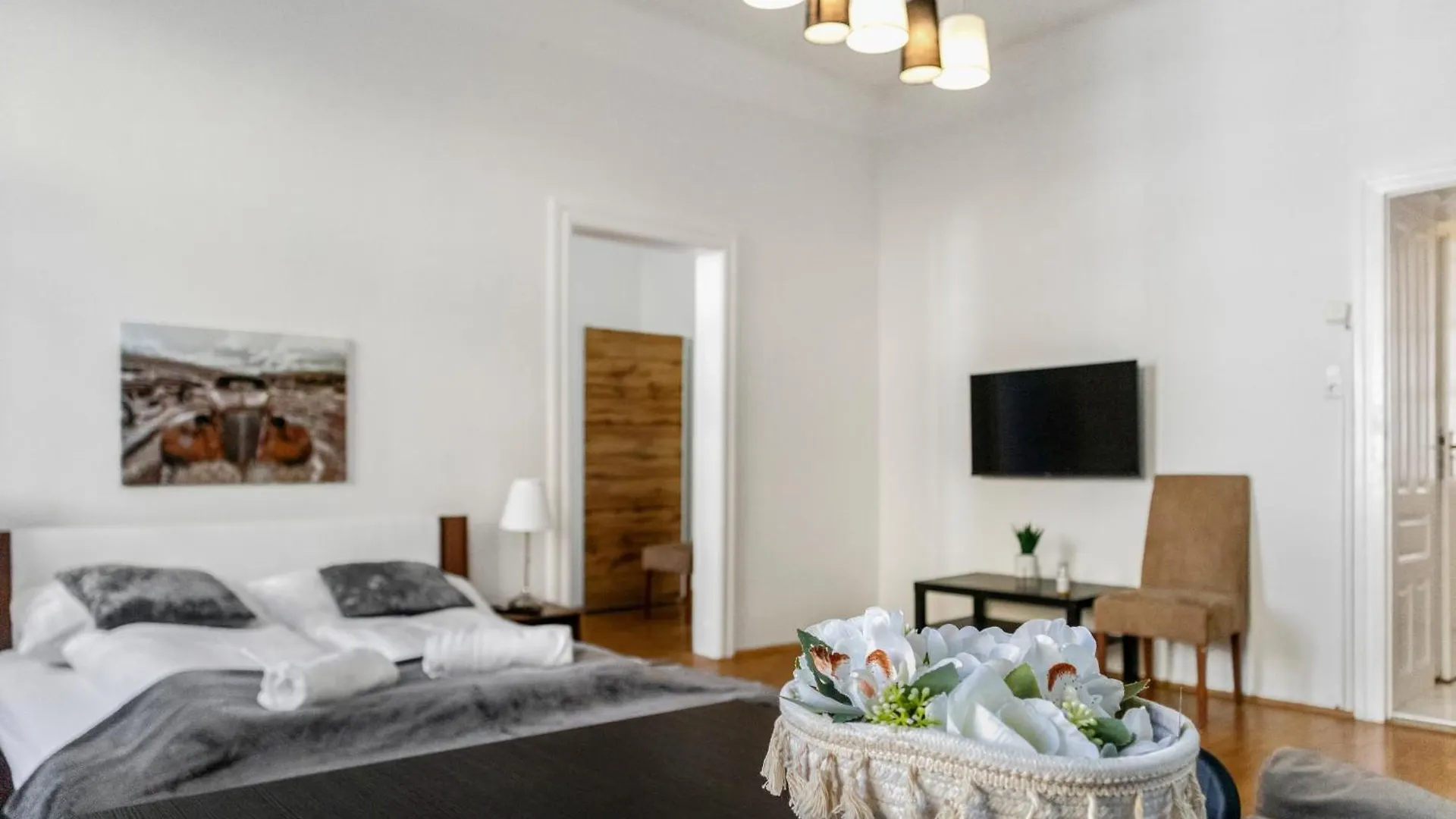 Comfy 2Br Apartment Near Downtown For Longstays Vienna